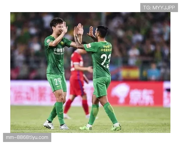 旗示规则解析：裁判辅助信号如何影响越位和犯规判罚