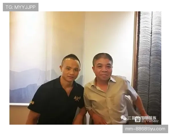 熊朝忠家的拖拉机还没换，拳套倒换了十几副