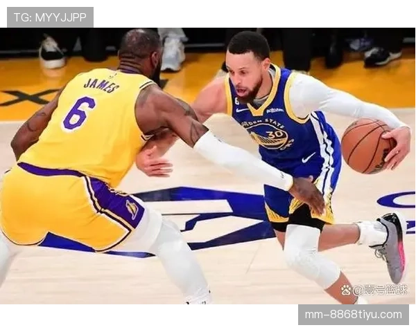 防守三秒违例怎么判？带你快速看懂NBA关键规则